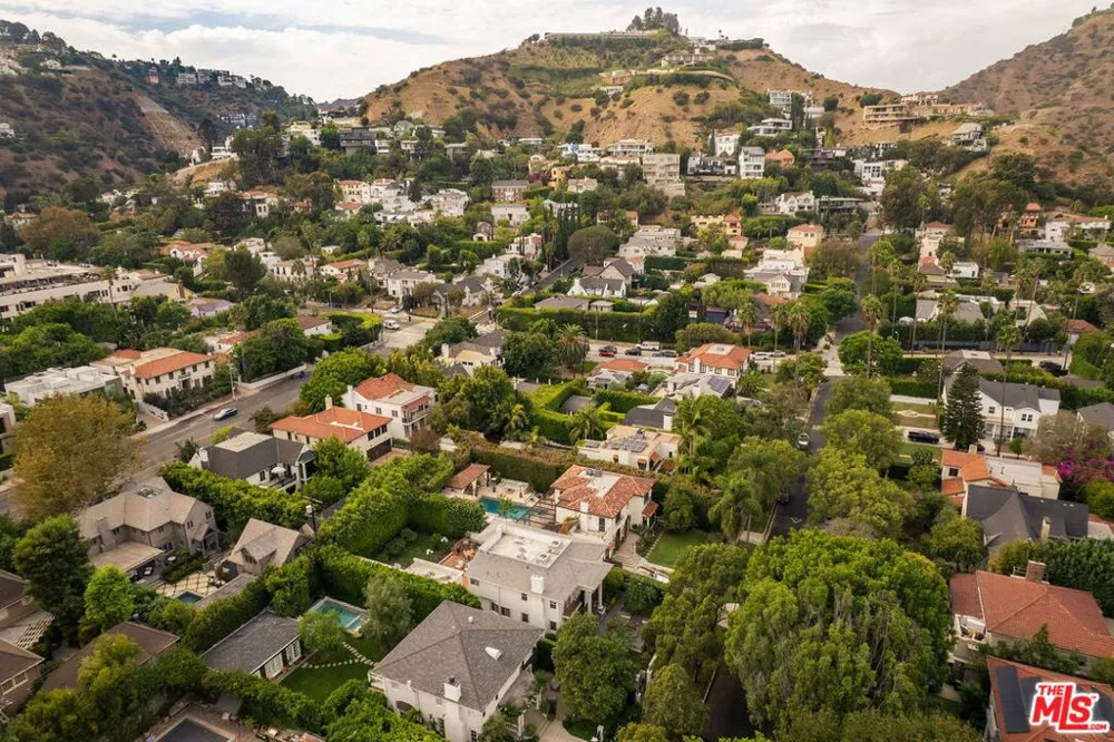 1617 Orange Grove Avenue Los Angeles, CA 90046