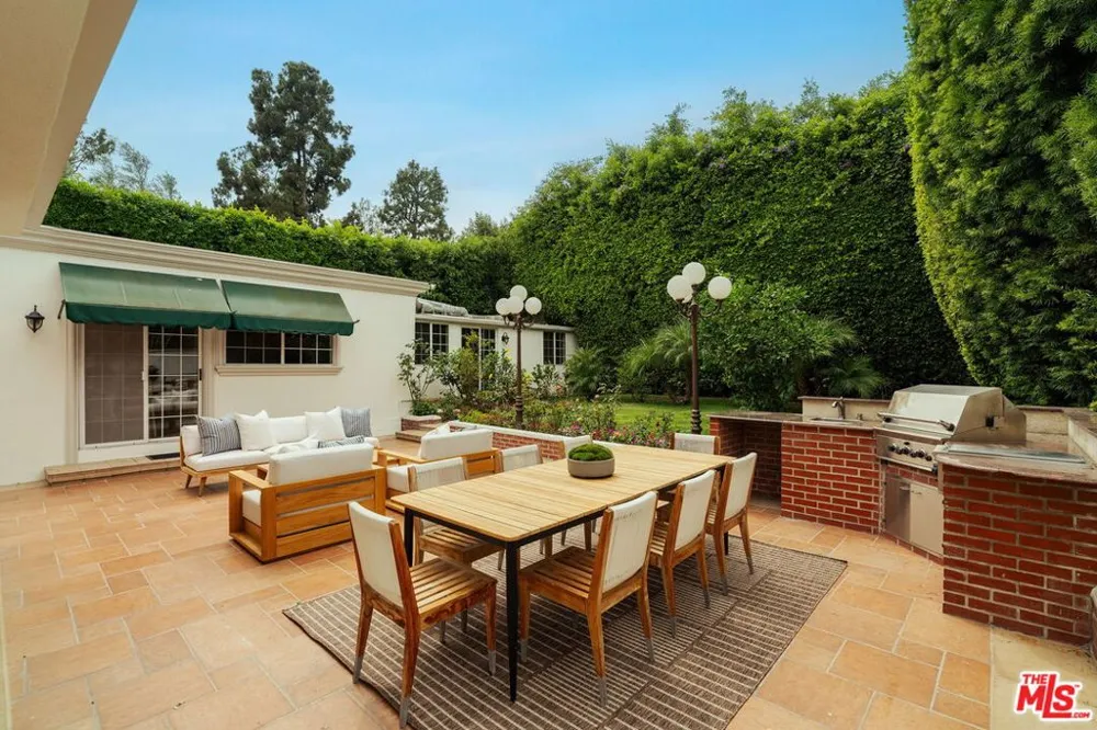 1617 Orange Grove Avenue Los Angeles, CA 90046