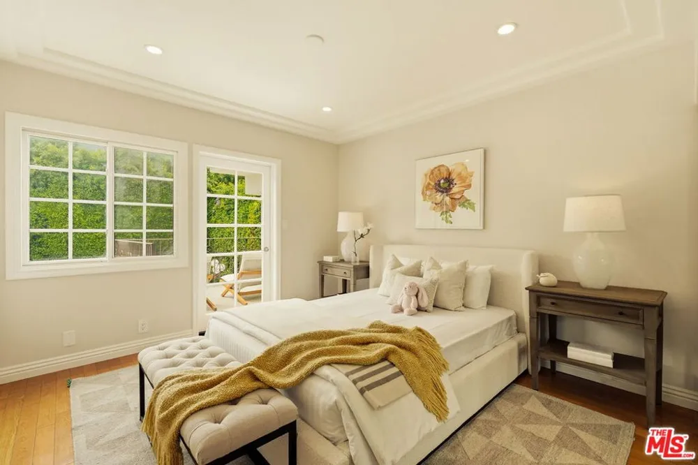 1617 Orange Grove Avenue Los Angeles, CA 90046