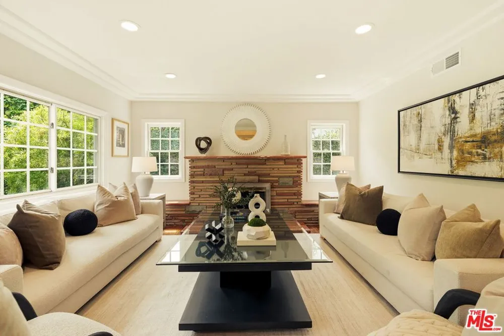1617 Orange Grove Avenue Los Angeles, CA 90046