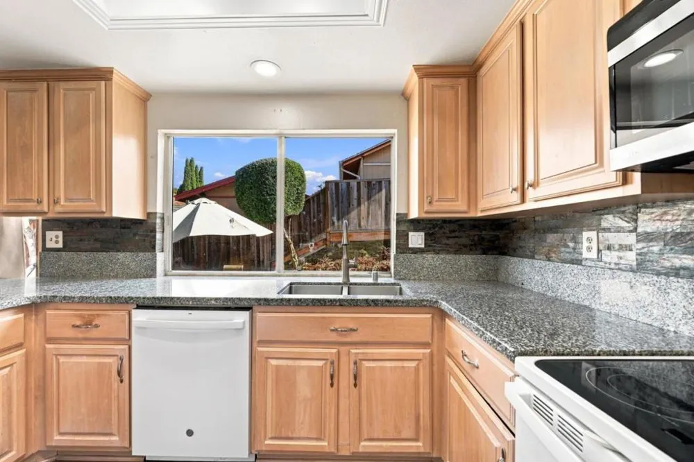 598 Blom Drive San Jose, CA 95111