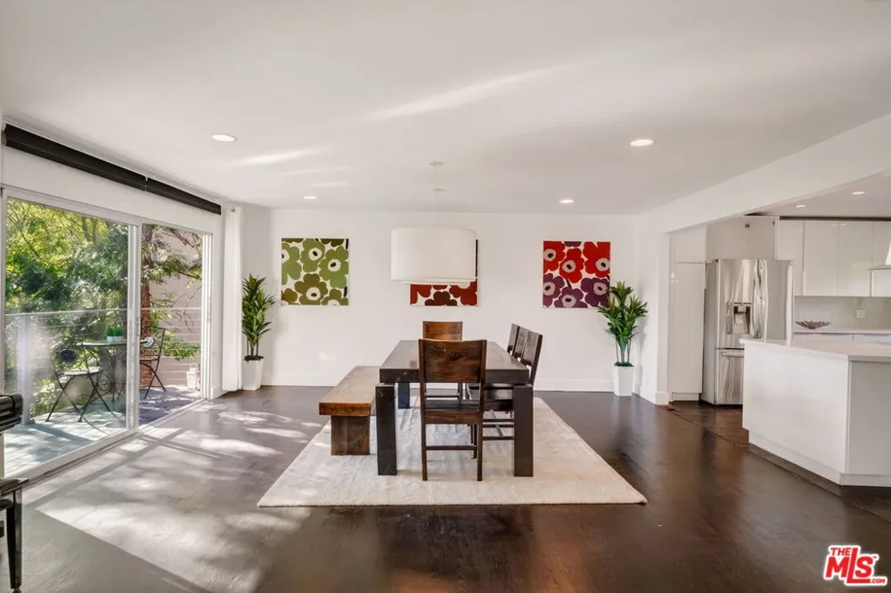 2388 Kimridge Road Beverly Hills, CA 90210