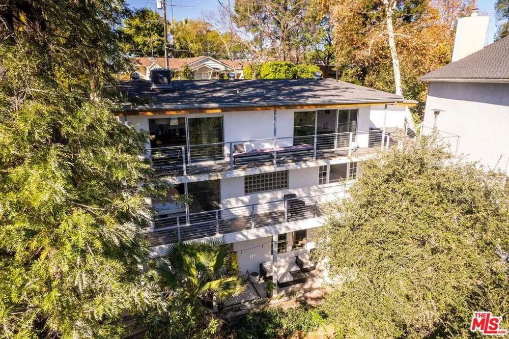 2388 Kimridge Road Beverly Hills, CA 90210