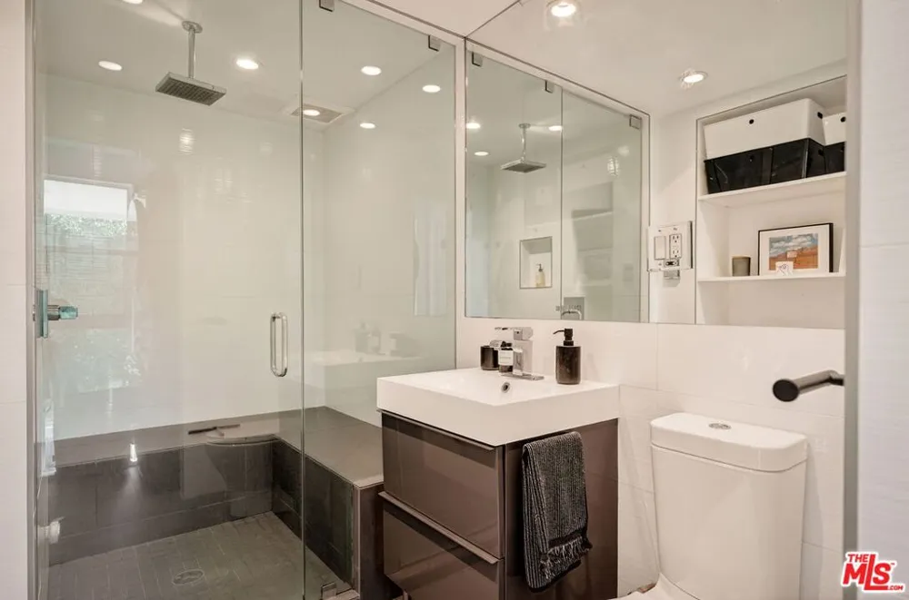 2388 Kimridge Road Beverly Hills, CA 90210