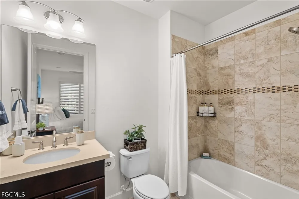 Bellano Court #104 Naples, FL 34119