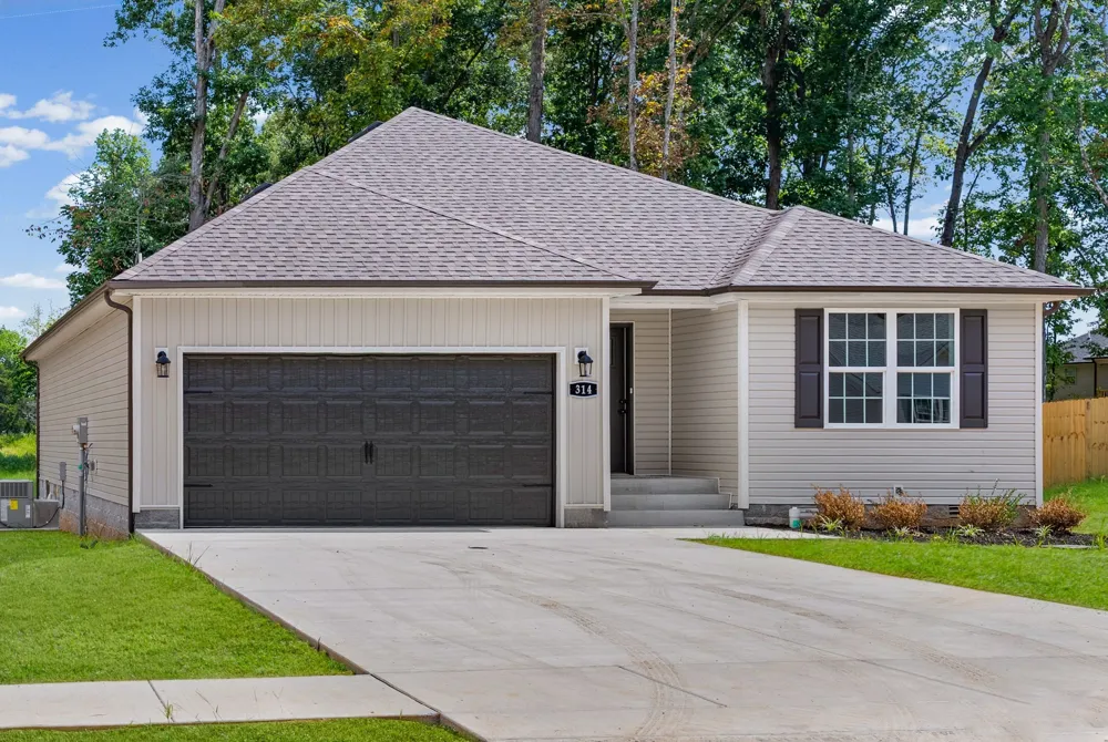 314 Tisha Ct Clarksville, TN 37042