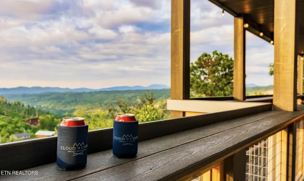 720 Short Ridge Court Gatlinburg, TN 37738