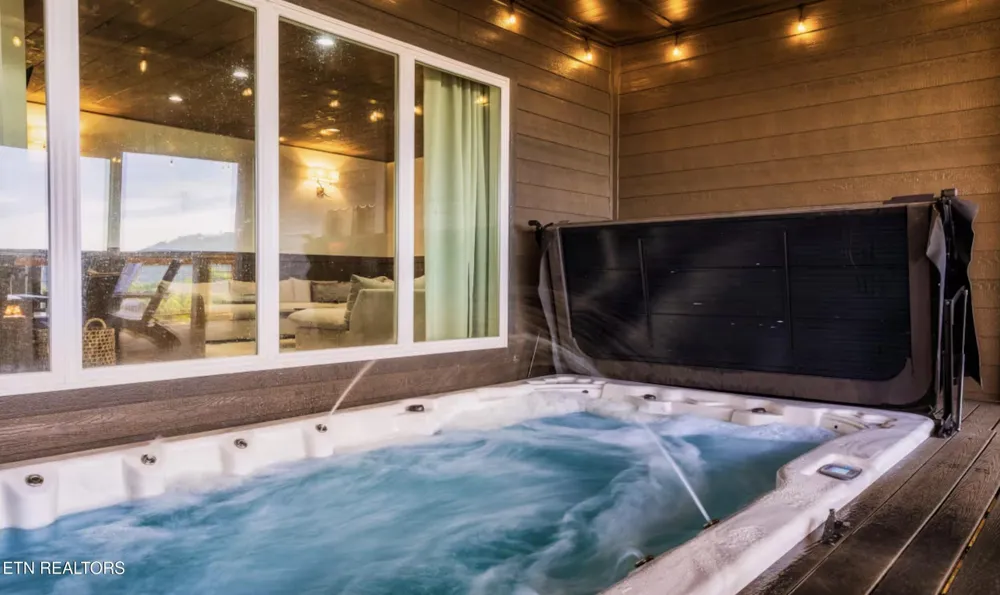 720 Short Ridge Court Gatlinburg, TN 37738