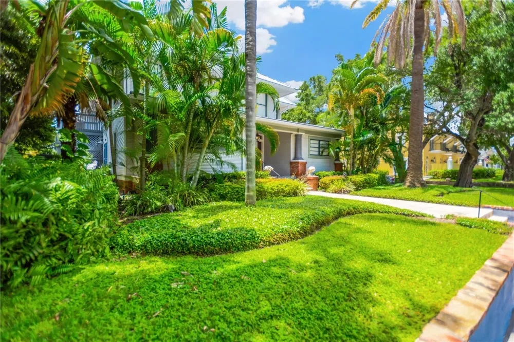 911 S ROME AVE #4 Tampa, FL 33606