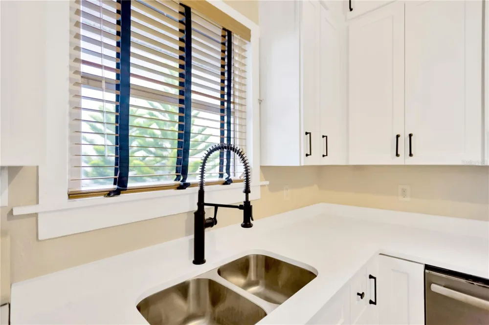 911 S ROME AVE #4 Tampa, FL 33606