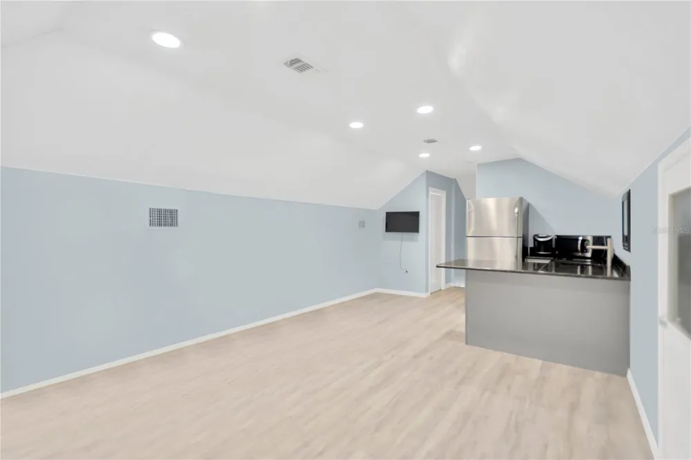 911 S ROME AVE #4 Tampa, FL 33606