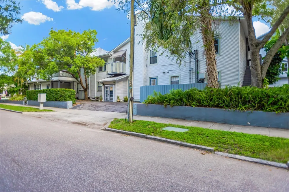 911 S ROME AVE #4 Tampa, FL 33606