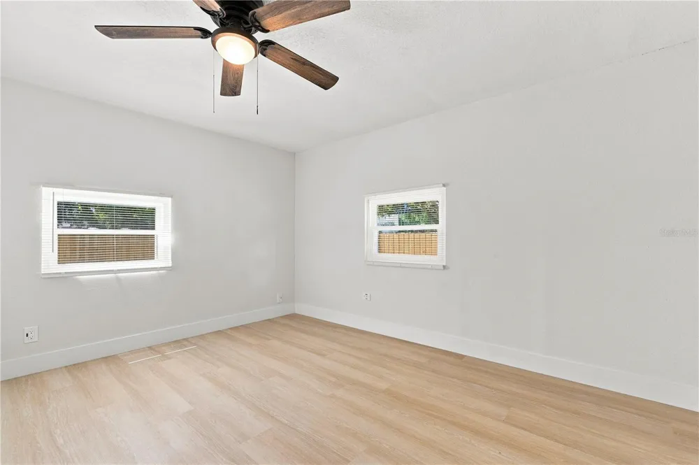 4115 FAIRFIELD AVENUE S St Petersburg, FL 33711