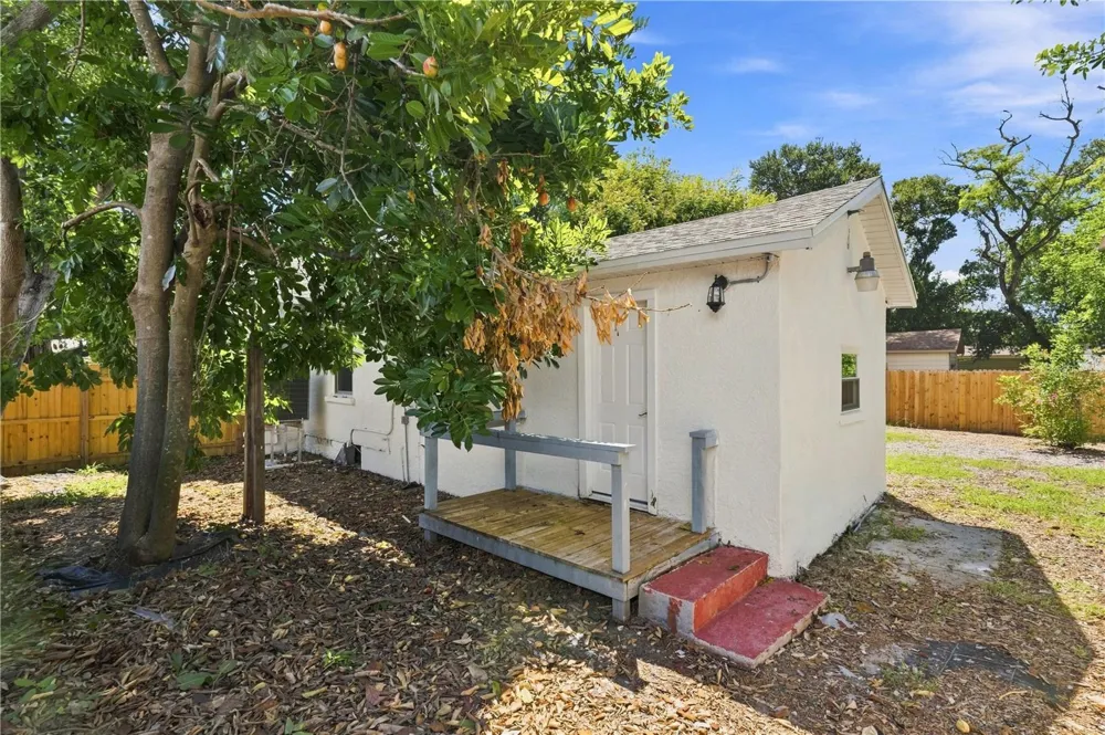 4115 FAIRFIELD AVENUE S St Petersburg, FL 33711