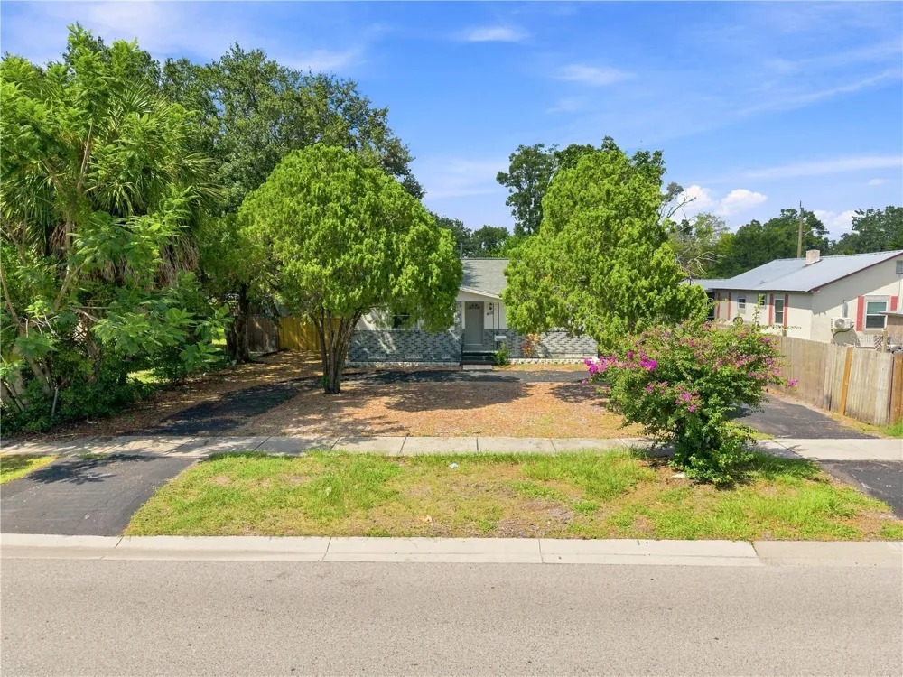 4115 FAIRFIELD AVENUE S St Petersburg, FL 33711