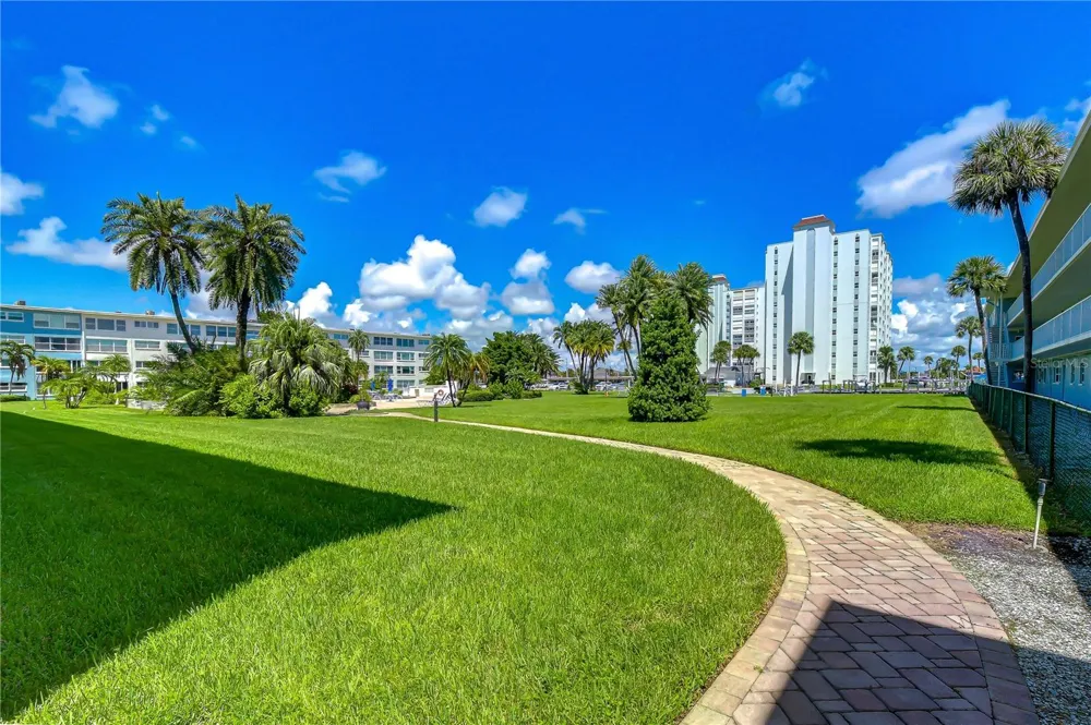 300 64TH AVENUE #322 St Pete Beach, FL 33706