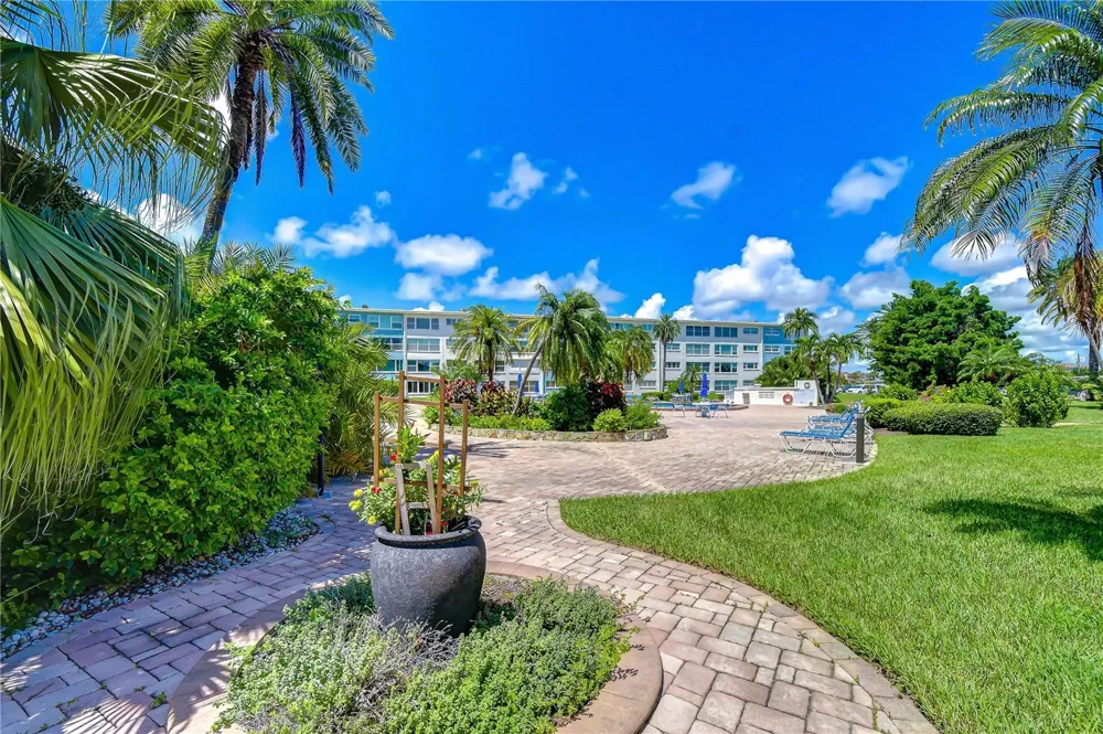 300 64TH AVENUE #322 St Pete Beach, FL 33706