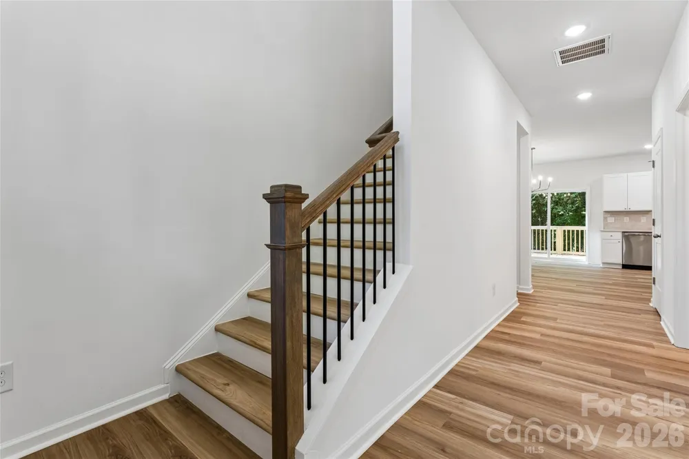 8216 Willhill Road Mint Hill, NC 28227
