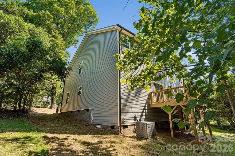 8216 Willhill Road Mint Hill, NC 28227