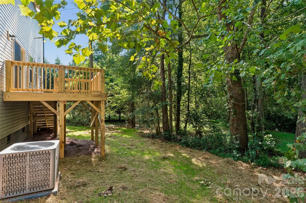 8216 Willhill Road Mint Hill, NC 28227