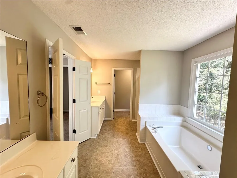 187 Hunters Trail Dallas, GA 30157
