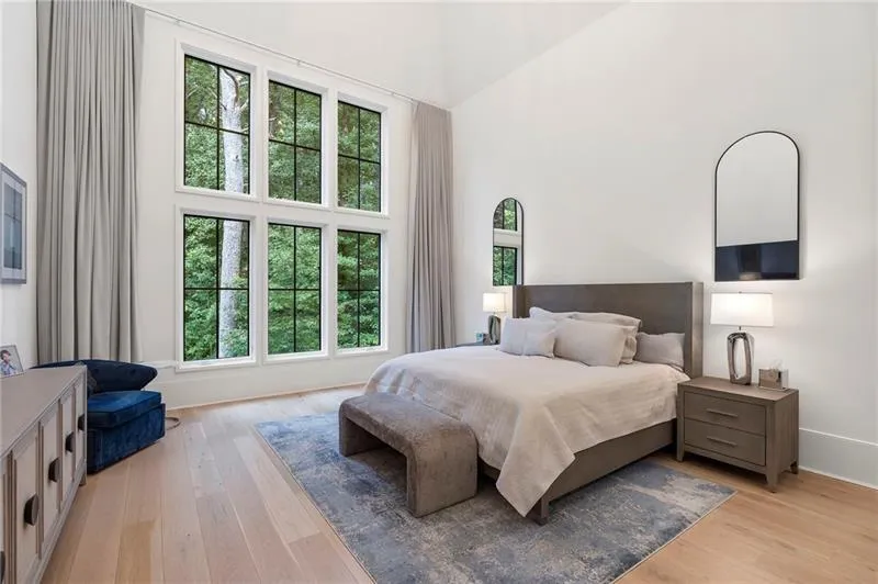 4847 Lake Forrest Drive Sandy Springs, GA 30342