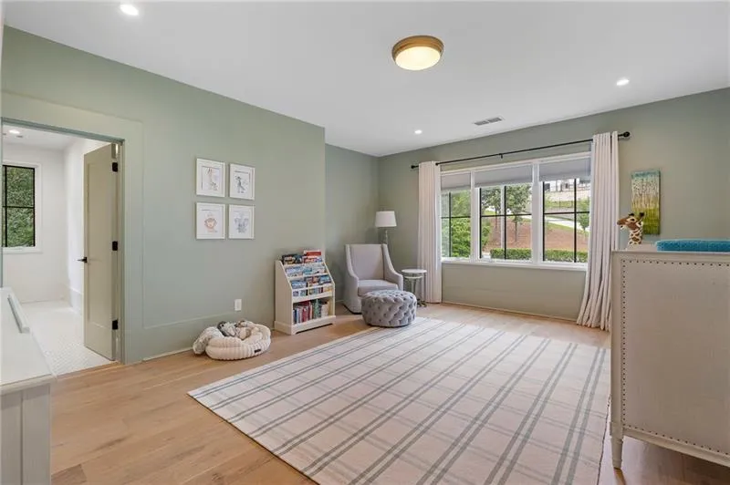 4847 Lake Forrest Drive Sandy Springs, GA 30342
