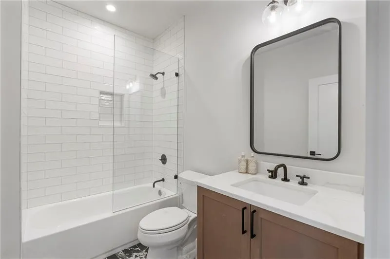 4847 Lake Forrest Drive Sandy Springs, GA 30342