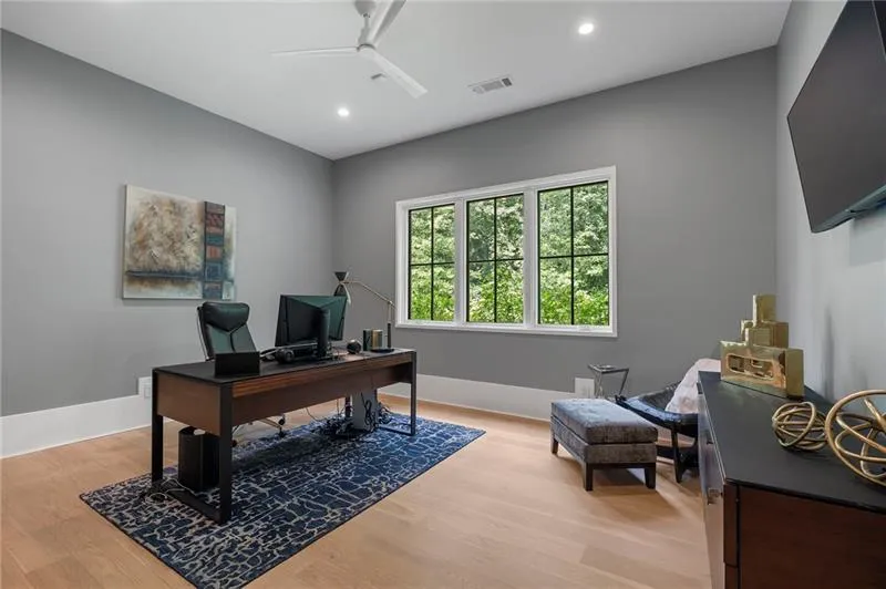 4847 Lake Forrest Drive Sandy Springs, GA 30342