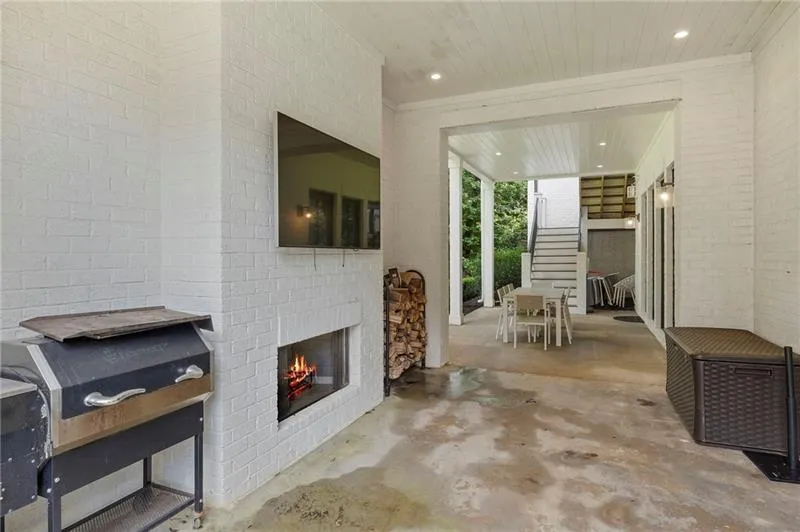 4847 Lake Forrest Drive Sandy Springs, GA 30342