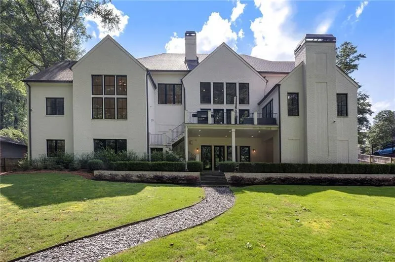 4847 Lake Forrest Drive Sandy Springs, GA 30342