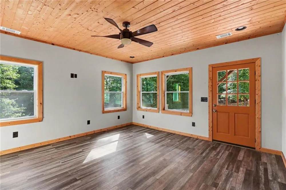 28 Francis Way Dawsonville, GA 30534