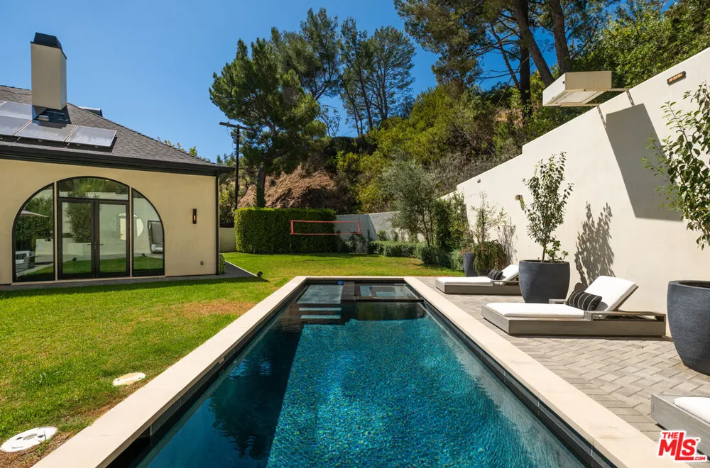 9577 Lime Orchard Road Beverly Hills, CA 90210