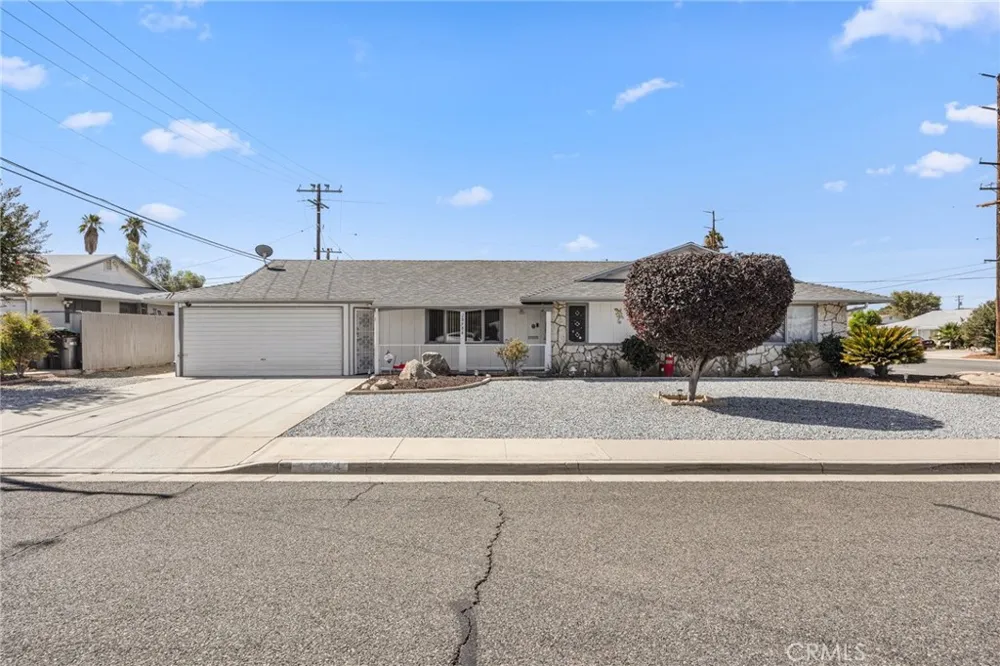 28984 E Worcester Sun City, CA 92586