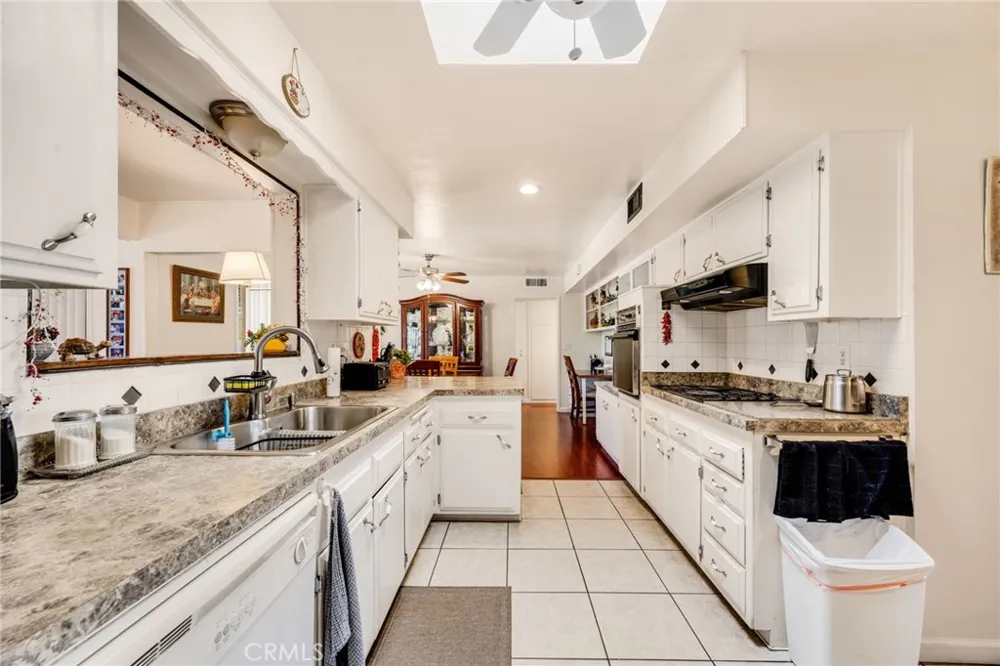 28984 E Worcester Sun City, CA 92586