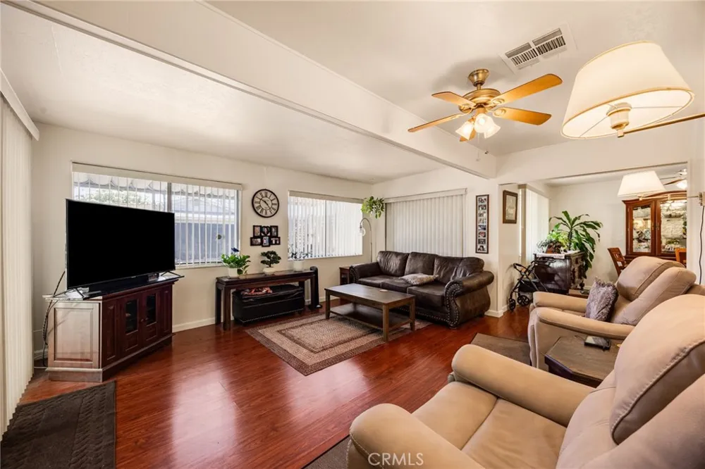 28984 E Worcester Sun City, CA 92586