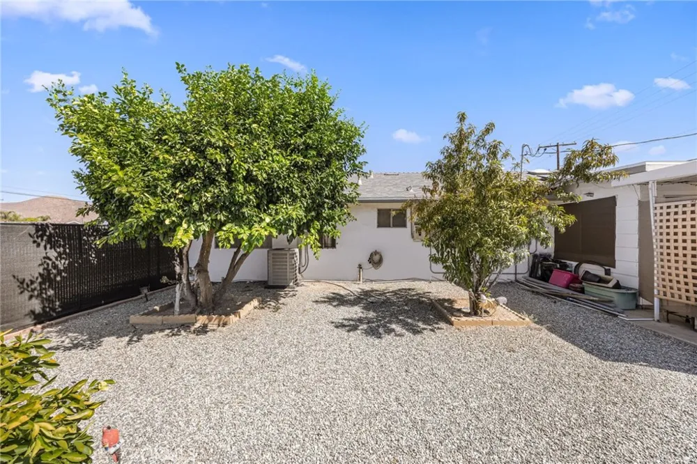28984 E Worcester Sun City, CA 92586