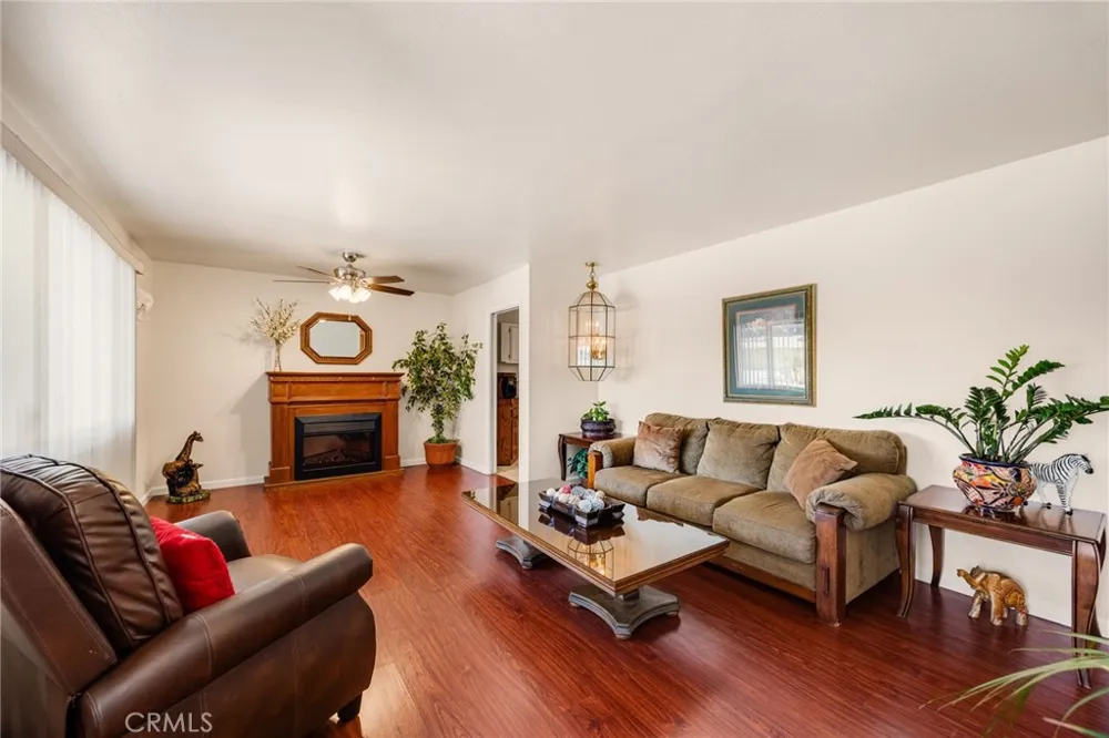 28984 E Worcester Sun City, CA 92586