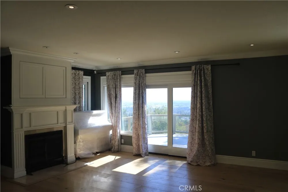 4310 E Terra Vista Ln Anaheim Hills, CA 92807