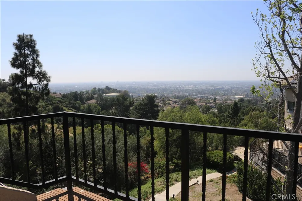 4310 E Terra Vista Ln Anaheim Hills, CA 92807