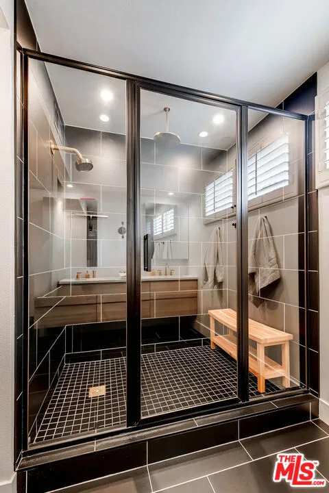 4310 Cahuenga Boulevard #104 Toluca Lake, CA 91602