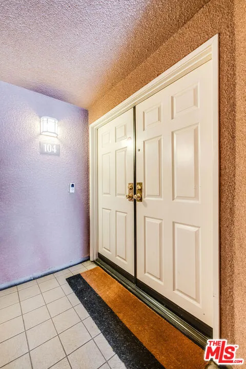 4310 Cahuenga Boulevard #104 Toluca Lake, CA 91602