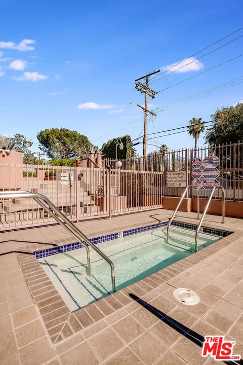 4310 Cahuenga Boulevard #104 Toluca Lake, CA 91602