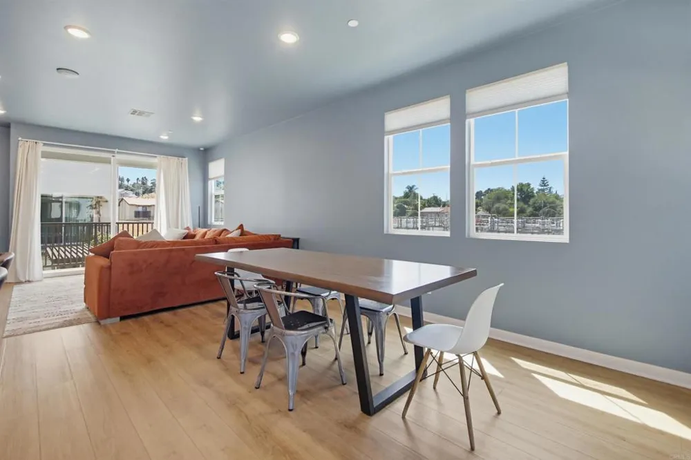 437 Jupiter Escondido, CA 92025