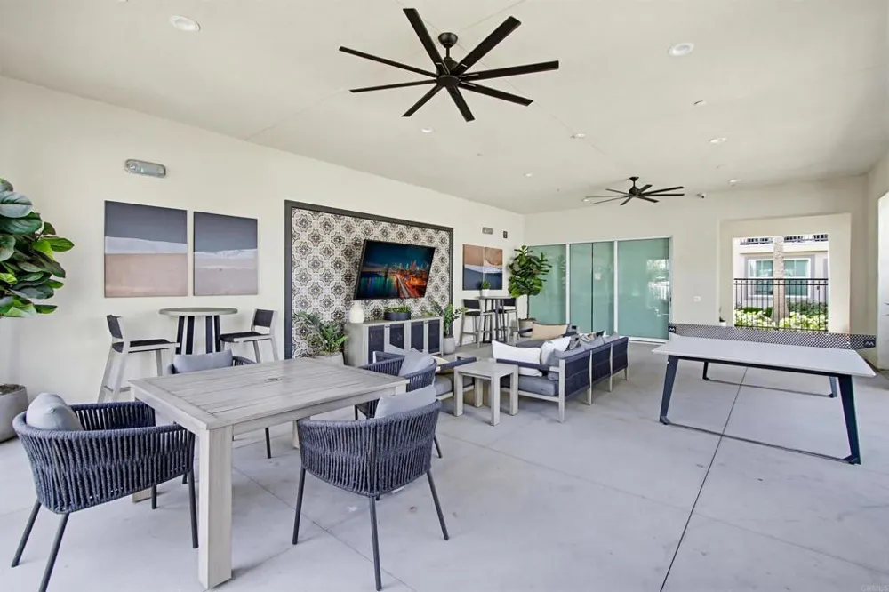 437 Jupiter Escondido, CA 92025