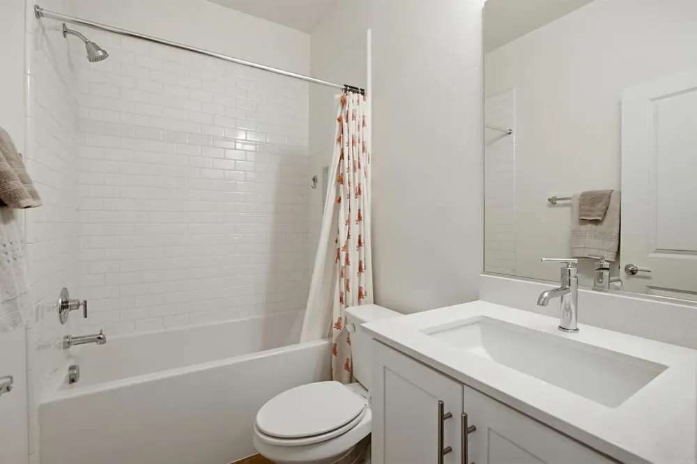 437 Jupiter Escondido, CA 92025