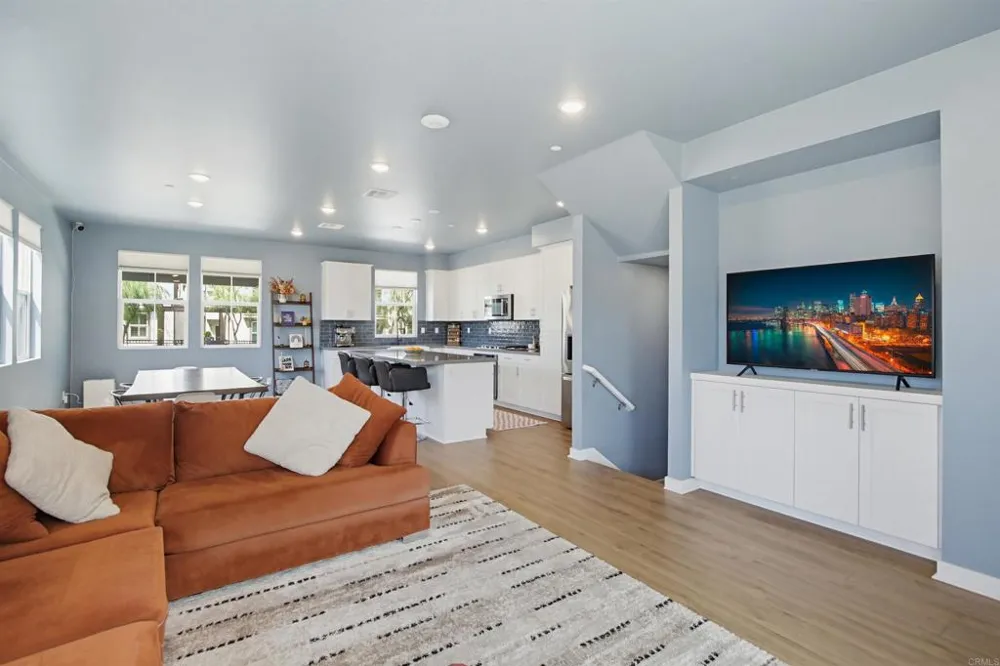 437 Jupiter Escondido, CA 92025