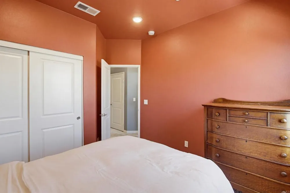 437 Jupiter Escondido, CA 92025