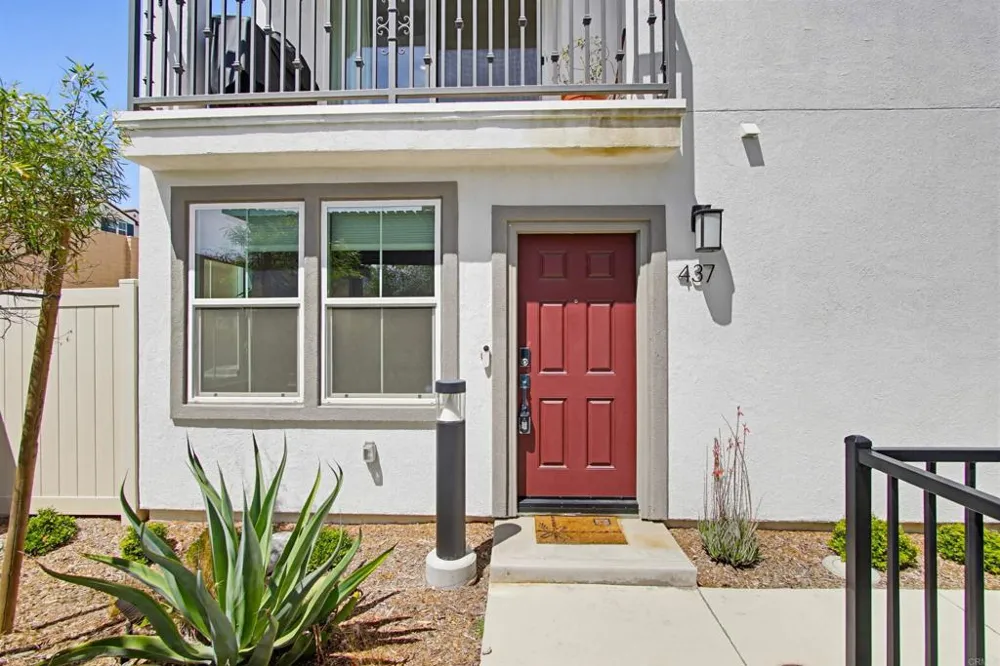 437 Jupiter Escondido, CA 92025