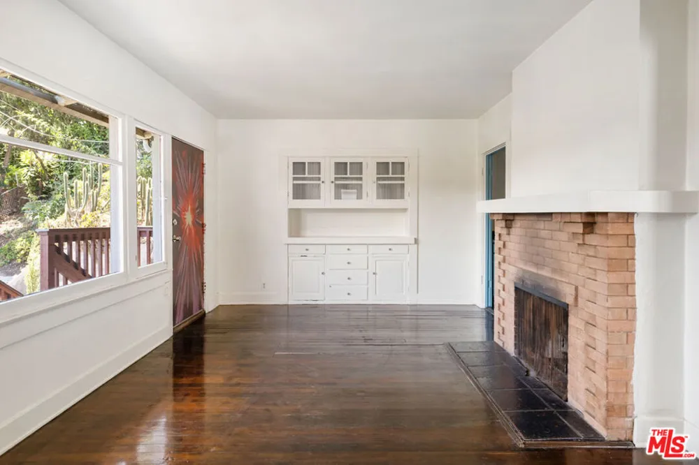 1627 Fargo Street Los Angeles, CA 90026